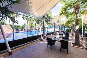 Ray Hotel
