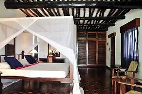 Barracuda Inn Resort