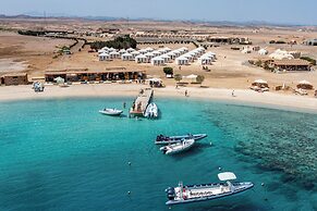 Marsa Nakari Village