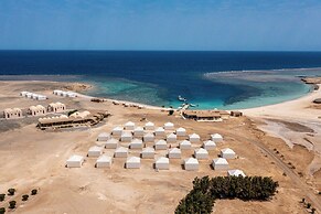 Marsa Nakari Village