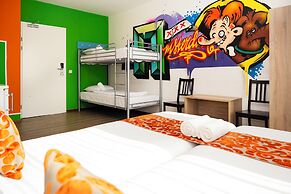 Amsterdam Teleport Hotel
