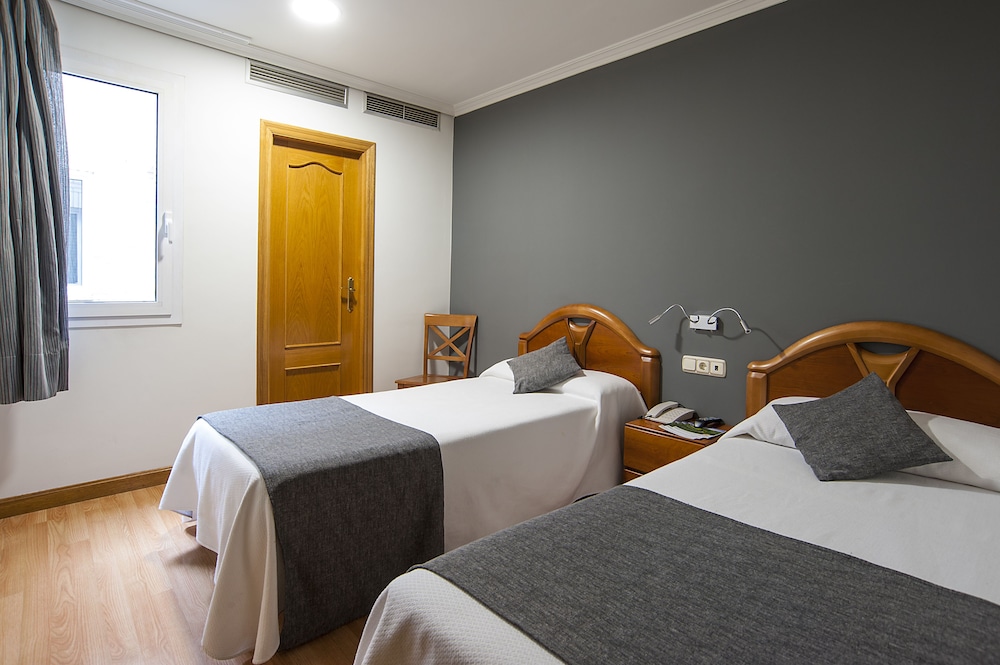 Iraipe Izaga Hostal