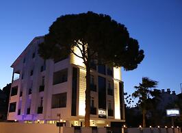 Letstay Hotel - Adult Only +12