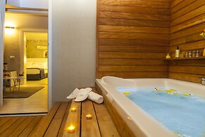 Letstay Hotel - Adult Only +12