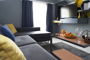 Letstay Hotel - Adult Only +12
