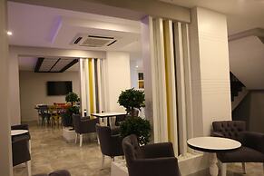 Letstay Hotel - Adult Only +12