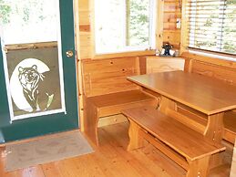Smoky Bear Ranch Bed & Breakfast & Cabins