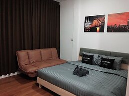 Thepnakorn Hotel