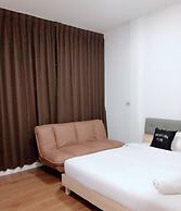 Thepnakorn Hotel