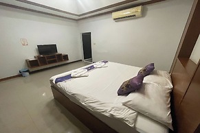Phuket Airport Villa