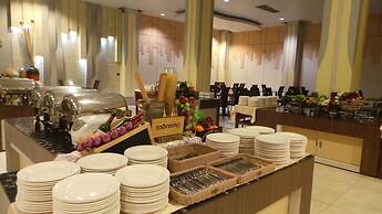 Alvarez Hotel