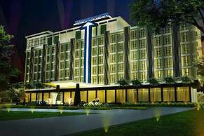 Alvarez Hotel