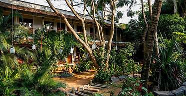 Fort House