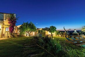 Athermigo Boutique Estate