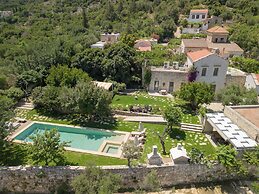 Athermigo Boutique Estate
