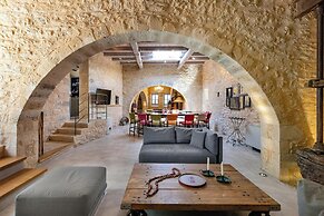 Athermigo Boutique Estate