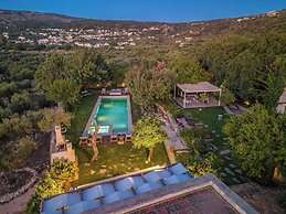 Athermigo Boutique Estate
