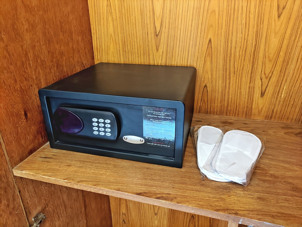 Hotel Afford Inn