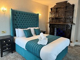 Lyons Woodlands Hall Hotel