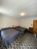 Mindemoya Motel