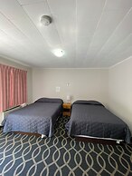 Mindemoya Motel