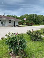 Mindemoya Motel