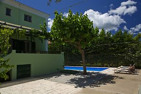 Anthemis Luxury Villas