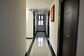 Adamaz House