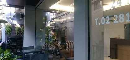 Adamaz House