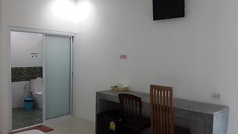 Khun Chaweng Resort