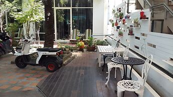 Khun Chaweng Resort