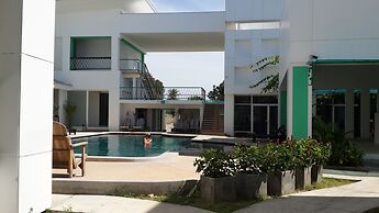 Khun Chaweng Resort