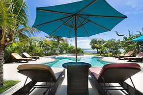 Peninsula Bay Resort