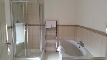 New Forest Golf Club Apartments
