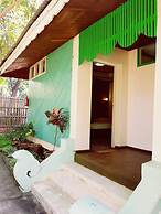Kyaw Hotel