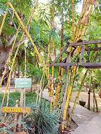 Kyaw Hotel
