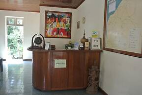 Kyaw Hotel