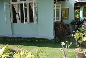 Kyaw Hotel