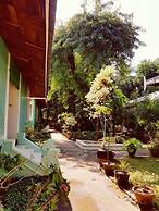 Kyaw Hotel