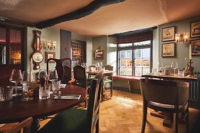Masons Arms