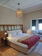 THE BIG Luxury Backpackers