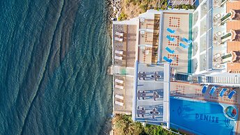 Denise Beach Hotel