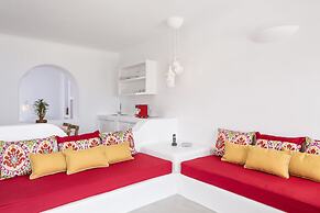 Skyfall Suites - Adults Only