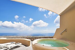 Skyfall Suites - Adults Only