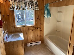 Parkside Cottages and Suites