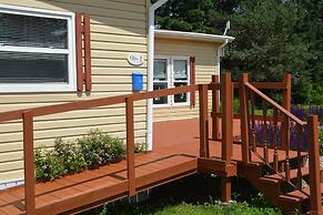 Parkside Cottages and Suites