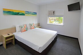 Palm Beach Hotel