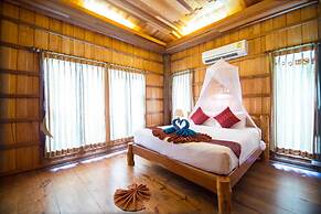 Thiw Son Beach Resort