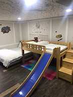 Funhouse Hsinchu