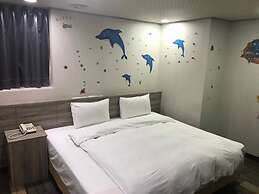 Funhouse Hsinchu